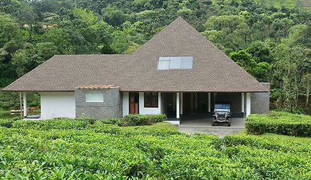 Silver Oak Plantation Bungalow Hotel Udumbanshola ภายนอก รูปภาพ